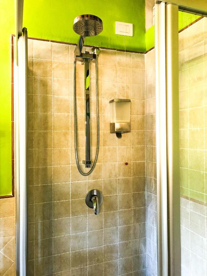 コッラッツォーネUmbria, "Casa Sagrantina" Con Piscina E Pergolatoアパートメント エクステリア 写真