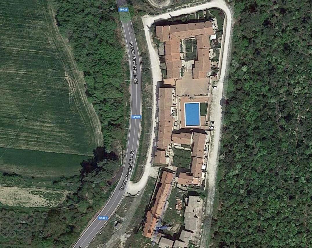 コッラッツォーネUmbria, "Casa Sagrantina" Con Piscina E Pergolatoアパートメント エクステリア 写真
