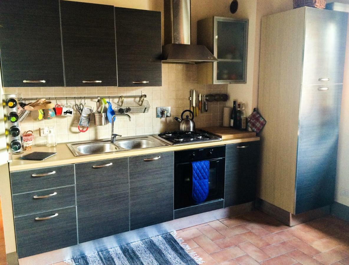 コッラッツォーネUmbria, "Casa Sagrantina" Con Piscina E Pergolatoアパートメント エクステリア 写真